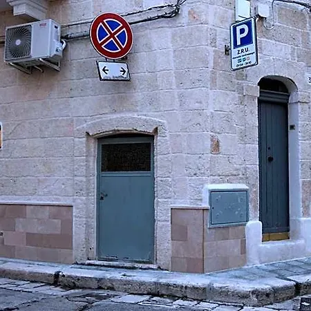 Leavi 4* Polignano a Mare