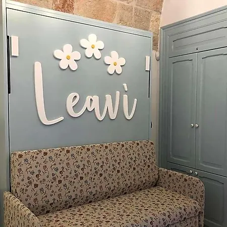 Oda ve Kahvaltı Leavi